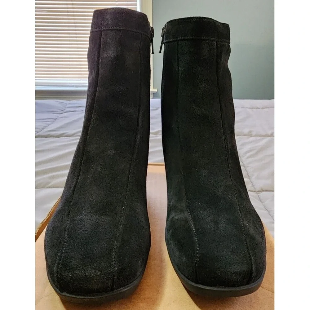 La Canadienne® (Women's 8 NARROW) Elizabeth Waterproof Ankle Boot, Black - $475‎